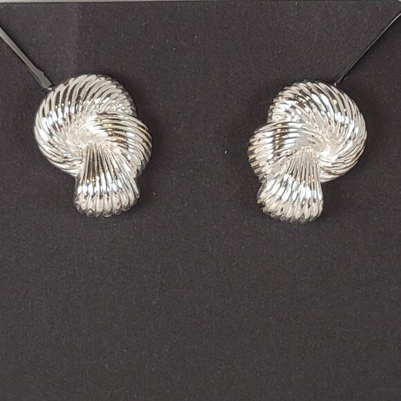 Vintage Silver Tone Knot Earrings Screw Back Clip on Adjustable Clip Retro - Picture 1 of 12